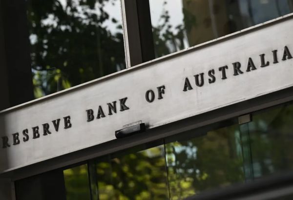 RBA（Reserve Bank of Australia）の記者会見で、経済へのインフレリスクが強調されました。